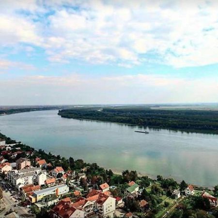Prenociste Dunav Újbánovci Kültér fotó